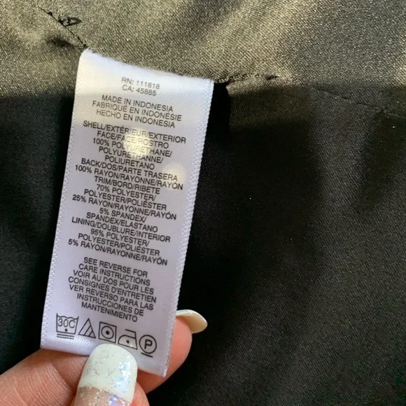 Size small - Picture 5 of 5